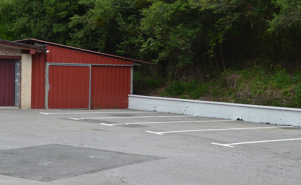 Autocheck-in accommodation on the Basque coast with garden and free parking